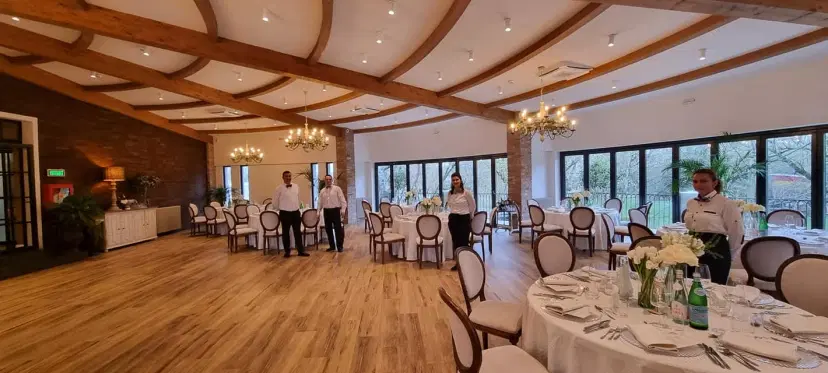 https://honeypot0.s3.amazonaws.com/1701688470615-gallery-RESTAURANT%20BELVEDERE%20%284%29.webp