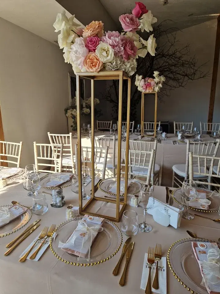 https://honeypot0.s3.amazonaws.com/1701713784711-gallery-RESTAURANT%20SOLARINO%20%284%29.webp