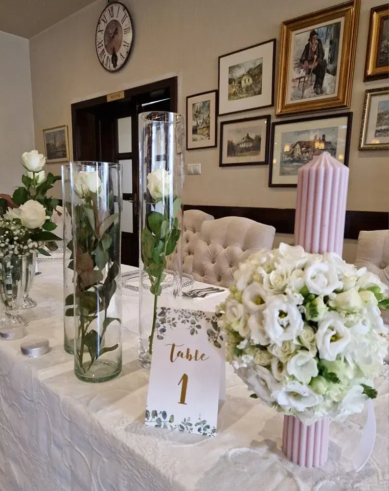 https://honeypot0.s3.amazonaws.com/1701713787015-gallery-RESTAURANT%20SOLARINO%20%287%29.webp