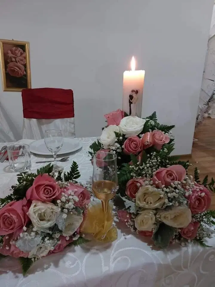 https://honeypot0.s3.amazonaws.com/1701777604481-gallery-CASA%20TUDOR%20%284%29.webp