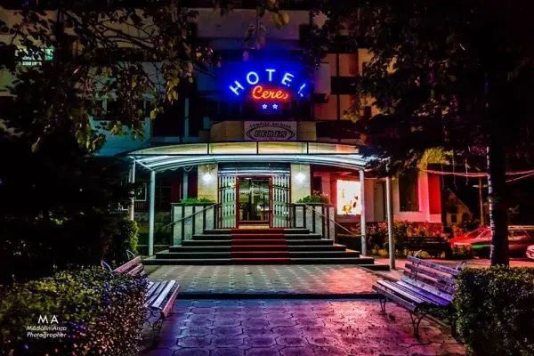 https://honeypot0.s3.amazonaws.com/1701778346656-gallery-HOTEL%20CERES%20PUCIOASA%20%281%29.webp
