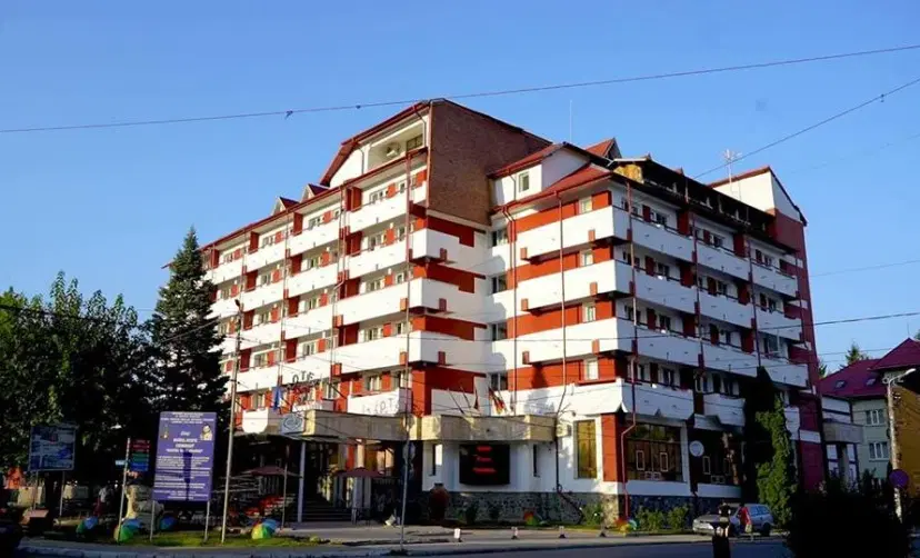 https://honeypot0.s3.amazonaws.com/1701778349454-gallery-HOTEL%20CERES%20PUCIOASA%20%285%29.webp