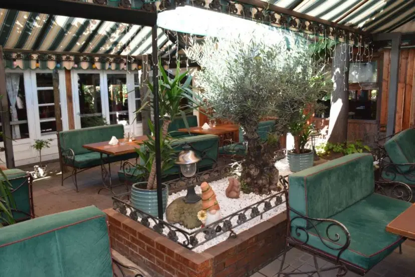 https://honeypot0.s3.amazonaws.com/1701780403175-gallery-RESTAURANT%20TOSCANY%20%284%29.webp