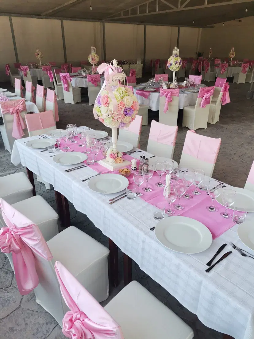 https://honeypot0.s3.amazonaws.com/1701781900244-gallery-RESTAURANT%20ALEKOO%20FIENI%20%284%29.webp
