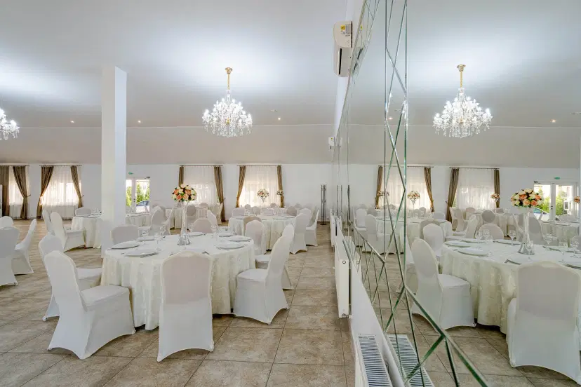 https://honeypot0.s3.amazonaws.com/1701805300825-gallery-Casa-Augsburg-126-1.webp