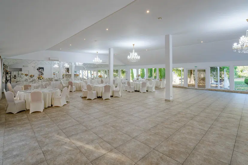 https://honeypot0.s3.amazonaws.com/1701805304494-gallery-Casa-Augsburg-133-1.webp