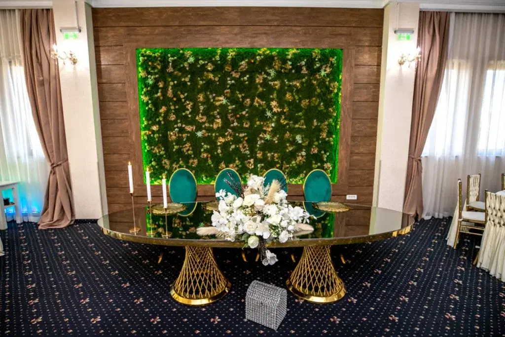 Hotel Yarus Restaurant