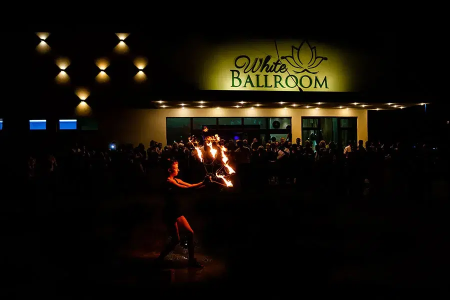 White Ballroom Ploiești