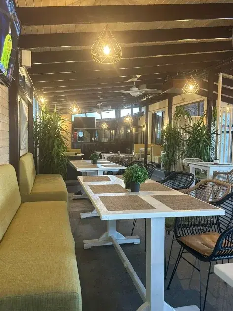 Rrestaurant Rhoa