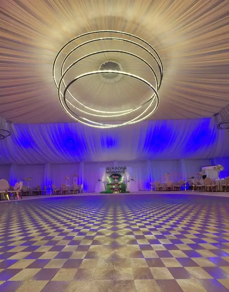 Romantique Palace