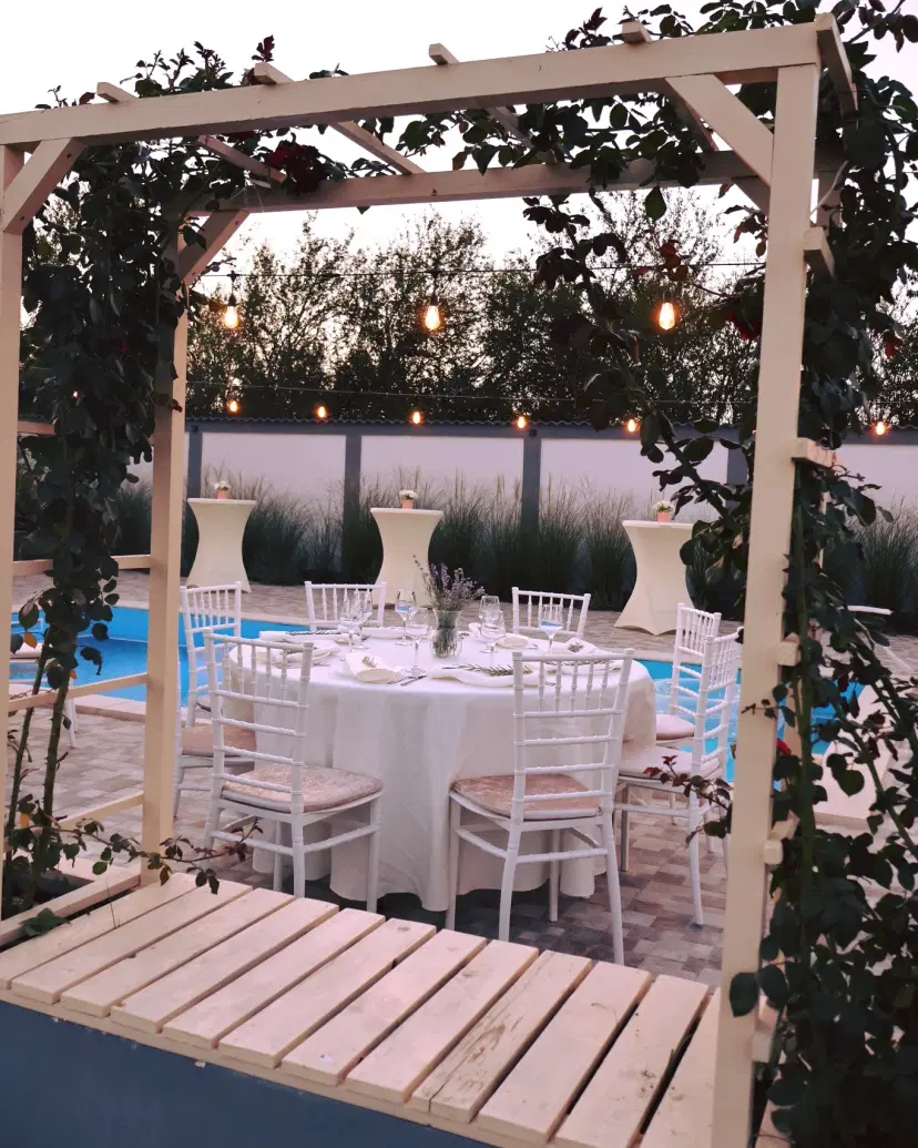 https://honeypot0.s3.amazonaws.com/1702238998494-gallery-MERAKI%20GARDEN%20%284%29.webp