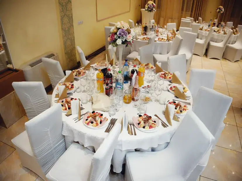 https://honeypot0.s3.amazonaws.com/1702290970478-gallery-RESTAURANT%20GINA%20%285%29.webp