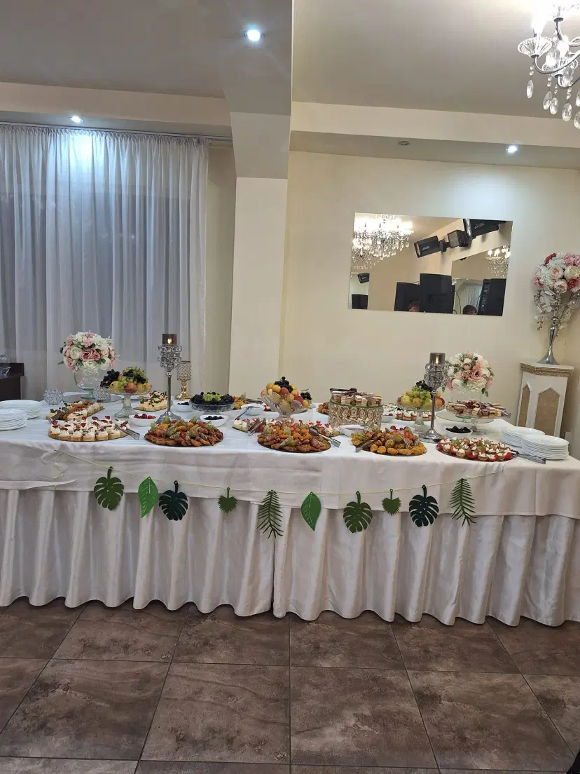 https://honeypot0.s3.amazonaws.com/1702291702742-gallery-RESTAURANT%20TALISMAN%20%283%29.webp