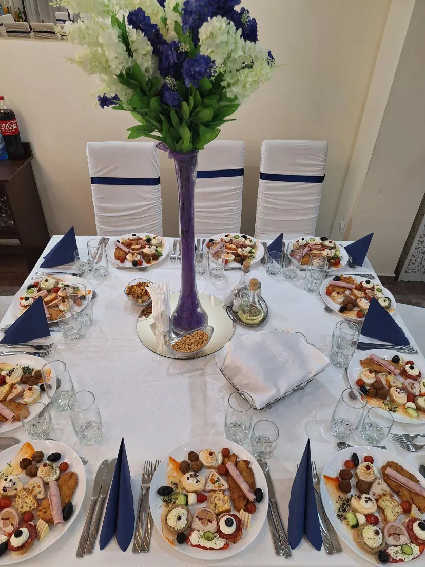 https://honeypot0.s3.amazonaws.com/1702291703611-gallery-RESTAURANT%20TALISMAN%20%284%29.webp