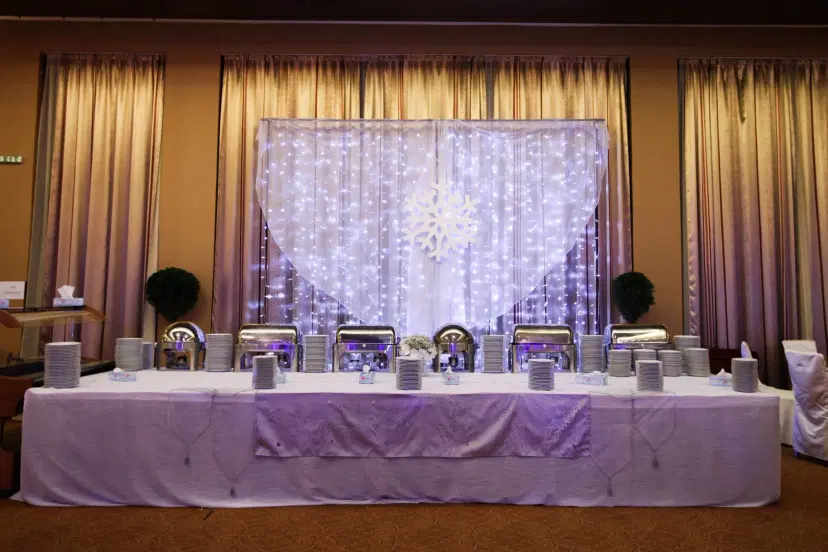 https://honeypot0.s3.amazonaws.com/1702311748697-gallery-GRAND%20HOTEL%20NAPOCA%20%283%29.webp