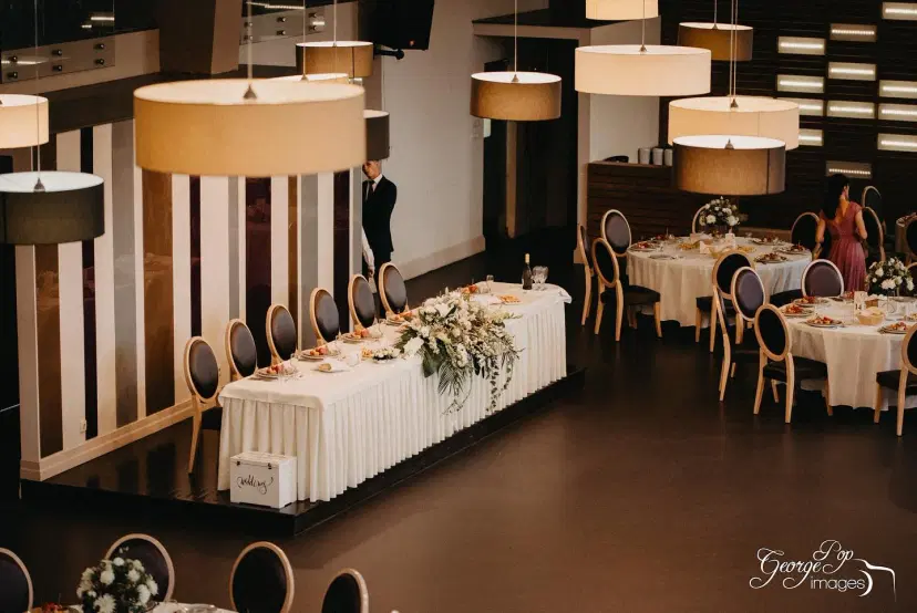 https://honeypot0.s3.amazonaws.com/1702367219218-gallery-CLUJANA%20FESTA%20%2810%29.webp