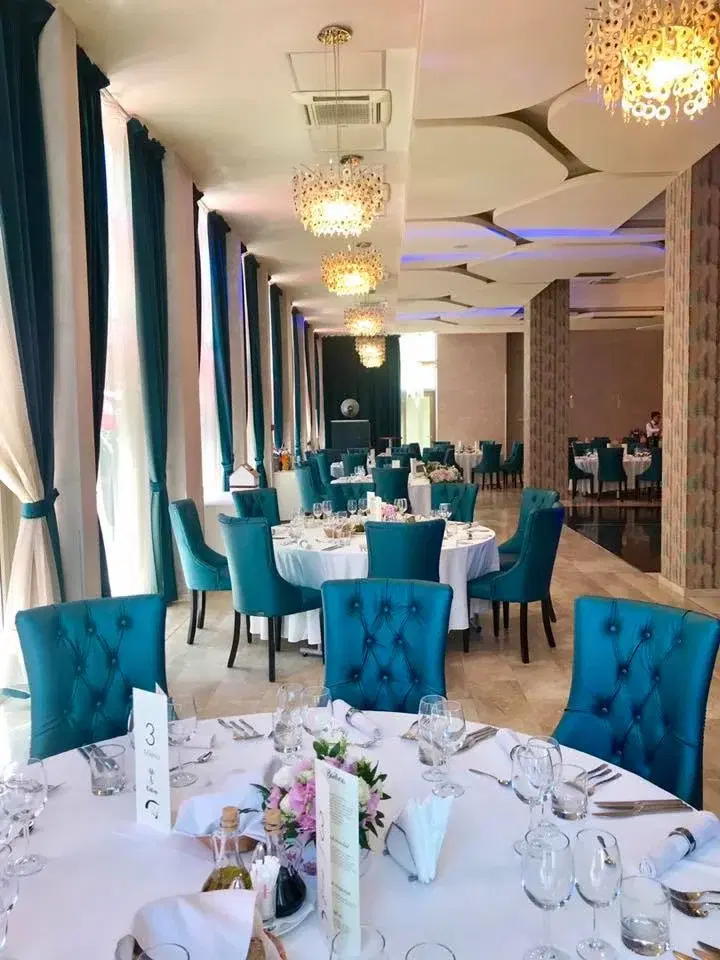 https://honeypot0.s3.amazonaws.com/1702384491450-gallery-HOTEL%20RAMADA%20CLUJ%20%284%29.webp