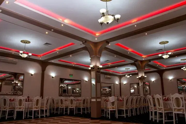 https://honeypot0.s3.amazonaws.com/1702385217871-gallery-RESTAURANT%20REGAL%20%285%29.webp