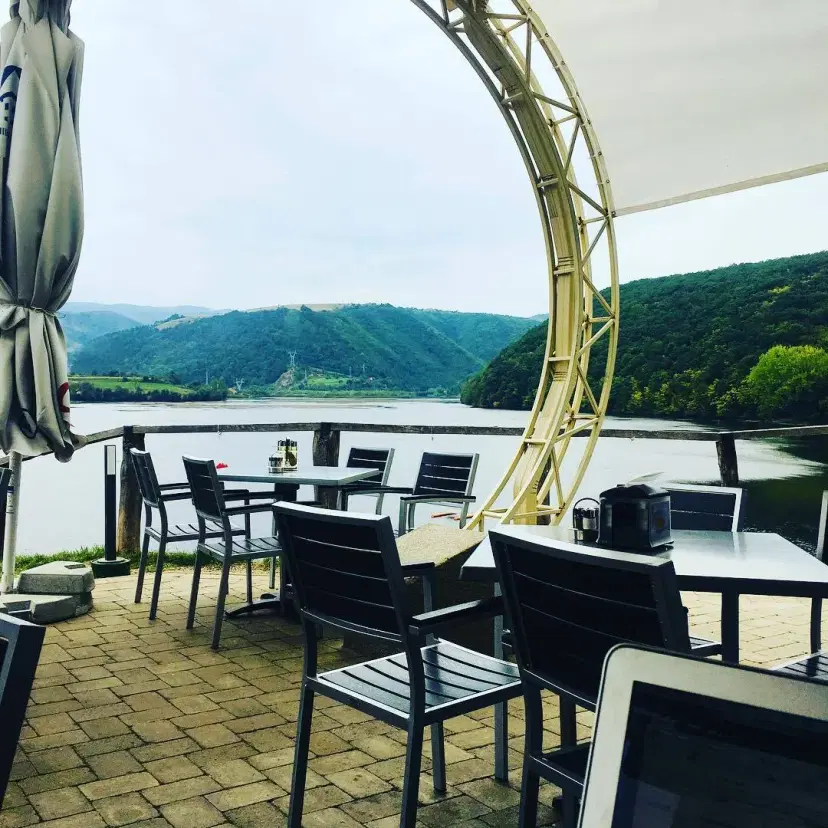 https://honeypot0.s3.amazonaws.com/1702391739133-gallery-MOTEL%20GILAU%20%283%29.webp