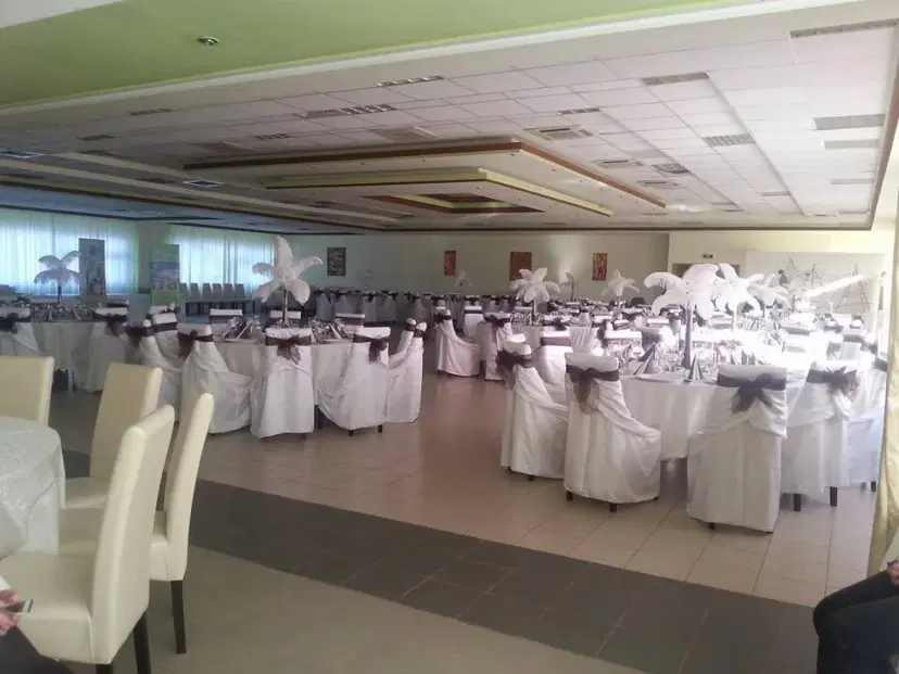https://honeypot0.s3.amazonaws.com/1702412226063-gallery-ADRYSS%20RESTAURANT%20%282%29.webp