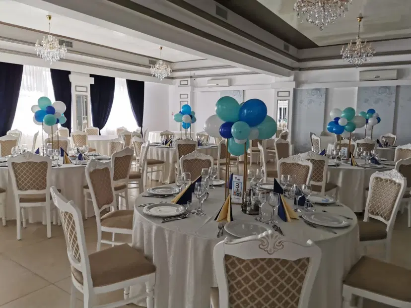 https://honeypot0.s3.amazonaws.com/1702458996656-gallery-FARMEC%20PREMIUM%20BALLROOM%20%284%29.webp