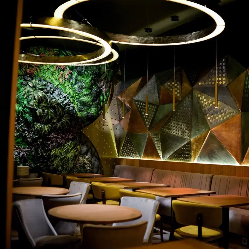 https://honeypot0.s3.amazonaws.com/1702464763205-gallery-ZUCCA%20CITY%20BISTRO%20%287%29.webp