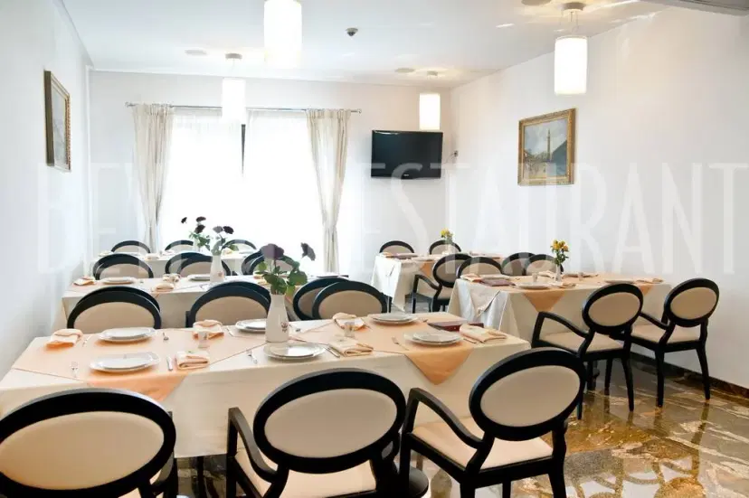 https://honeypot0.s3.amazonaws.com/1702478129659-gallery-RESTAURANT%20FIRENZE%20%282%29.webp
