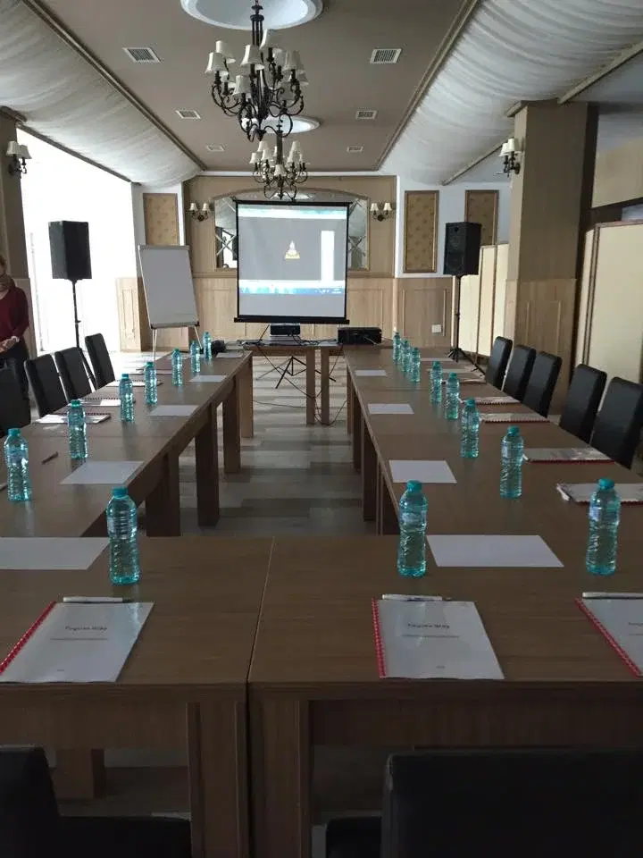 https://honeypot0.s3.amazonaws.com/1702478634143-gallery-hotel%20gala%20%283%29.webp