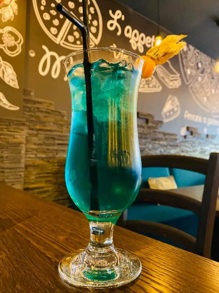 https://honeypot0.s3.amazonaws.com/1702545262327-gallery-RESTAURANT%20DOLCE%20VITA%20%281%29.webp