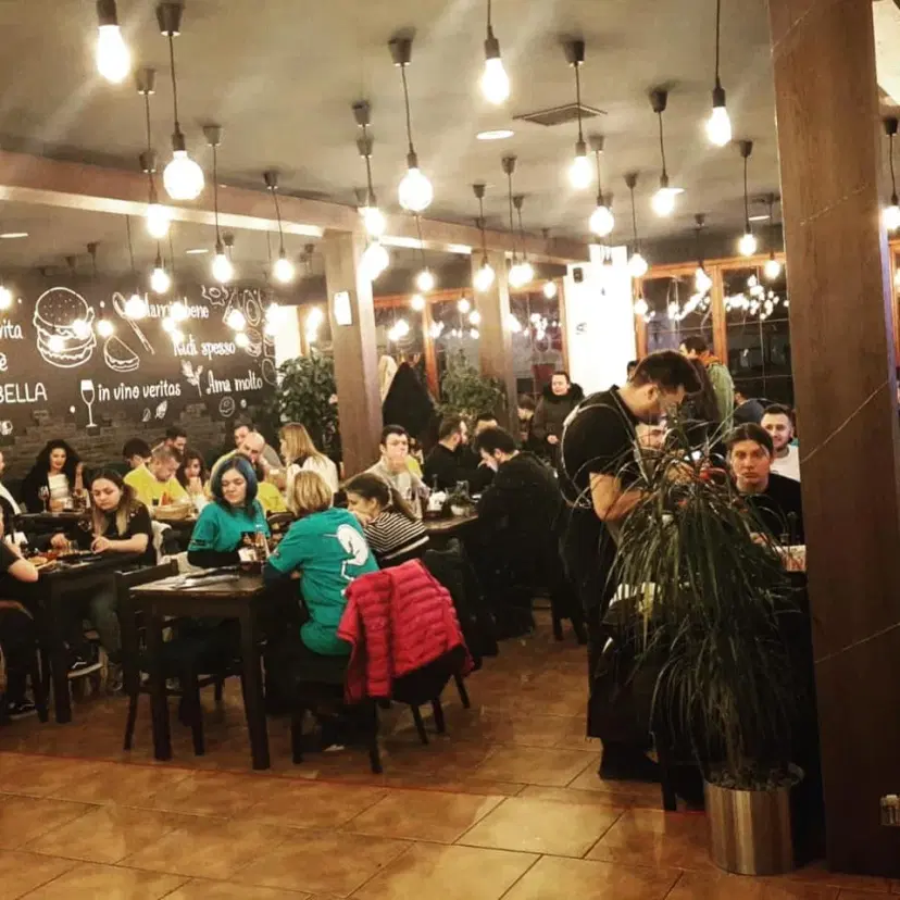 https://honeypot0.s3.amazonaws.com/1702545265680-gallery-RESTAURANT%20DOLCE%20VITA%20%285%29.webp
