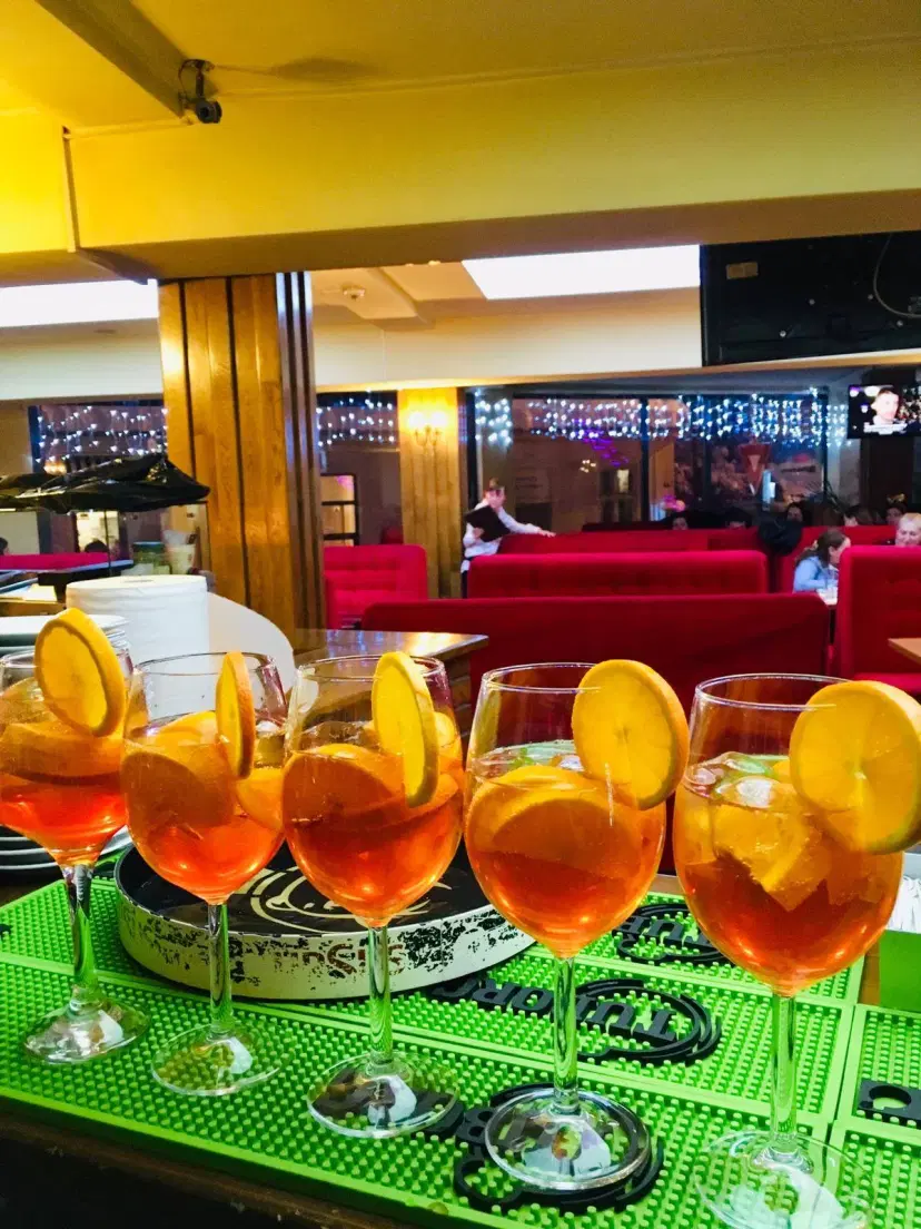 https://honeypot0.s3.amazonaws.com/1702632483192-gallery-PIZZERIA%20TOSKANA%20%284%29.webp