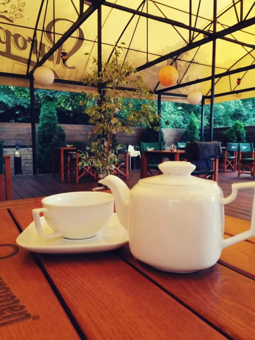 https://honeypot0.s3.amazonaws.com/1702639436335-gallery-RESTAURANT%20INDIGO%20%282%29.webp