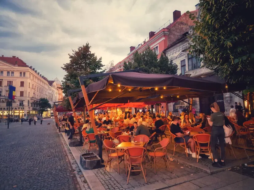 https://honeypot0.s3.amazonaws.com/1702657423738-gallery-RESTAURANT%20TOULOUSE%20%284%29.webp
