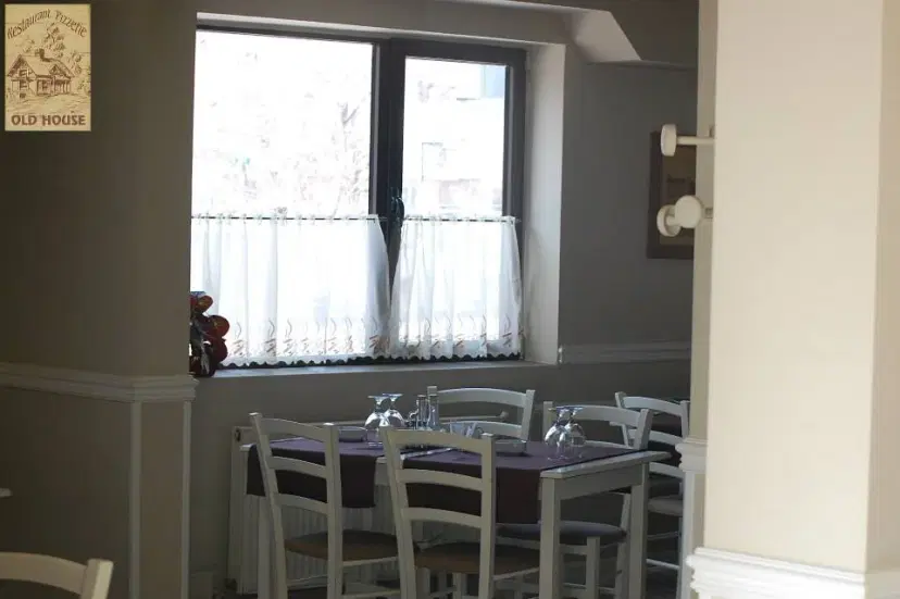 https://honeypot0.s3.amazonaws.com/1702714780702-gallery-OLD%20HOUSE%20%282%29.webp