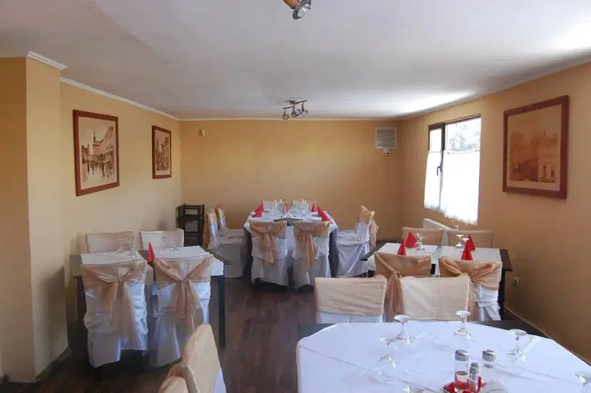 https://honeypot0.s3.amazonaws.com/1702714781900-gallery-OLD%20HOUSE%20%284%29.webp
