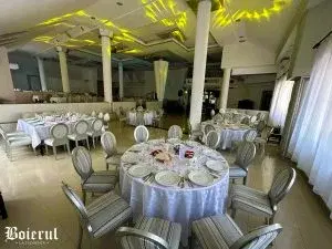 https://honeypot0.s3.amazonaws.com/1702718851062-gallery-RESTAURANT%20BOIERUL%20%283%29.webp