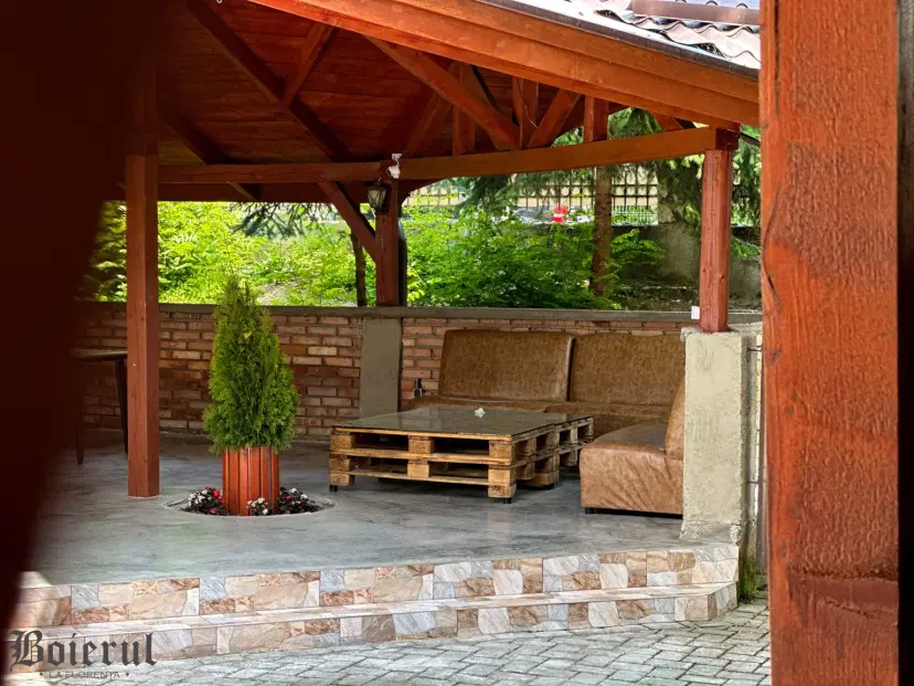 https://honeypot0.s3.amazonaws.com/1702718851586-gallery-RESTAURANT%20BOIERUL%20%284%29.webp
