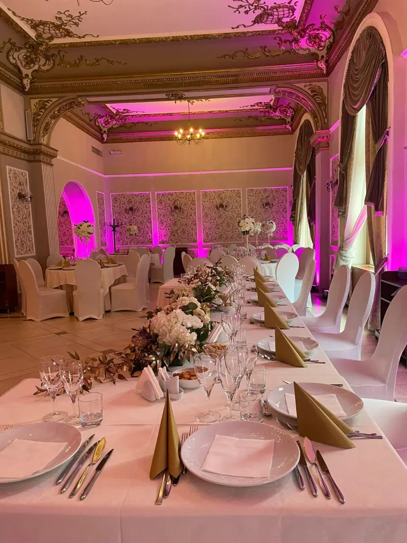 https://honeypot0.s3.amazonaws.com/1703150176447-gallery-RESTAURANT%20DACIA%20%20%287%29.webp