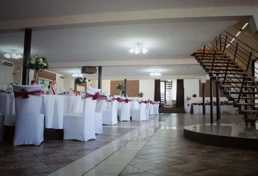 https://honeypot0.s3.amazonaws.com/1703152846144-gallery-RESTAURANT%20GIULIA%20%20%282%29.webp