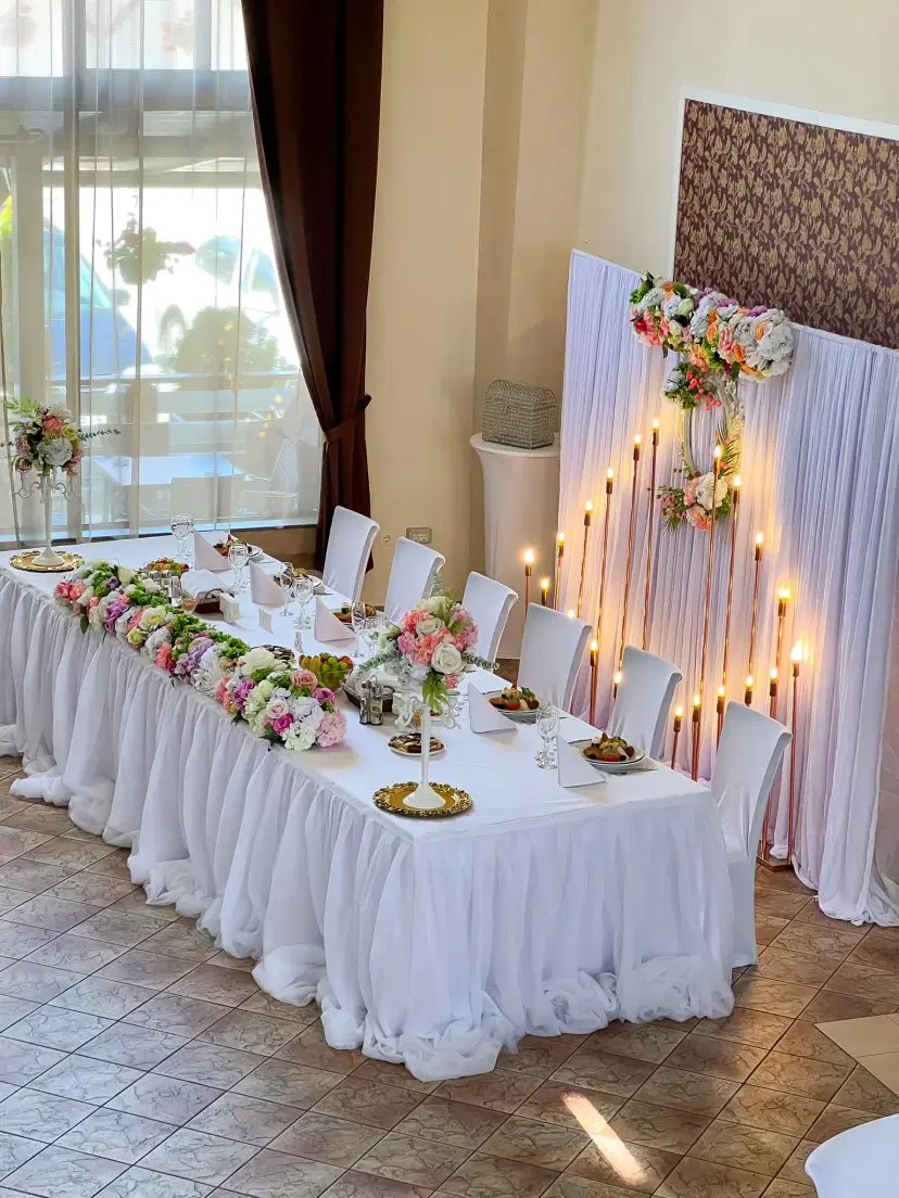 https://honeypot0.s3.amazonaws.com/1703152849914-gallery-RESTAURANT%20GIULIA%20%20%286%29.webp