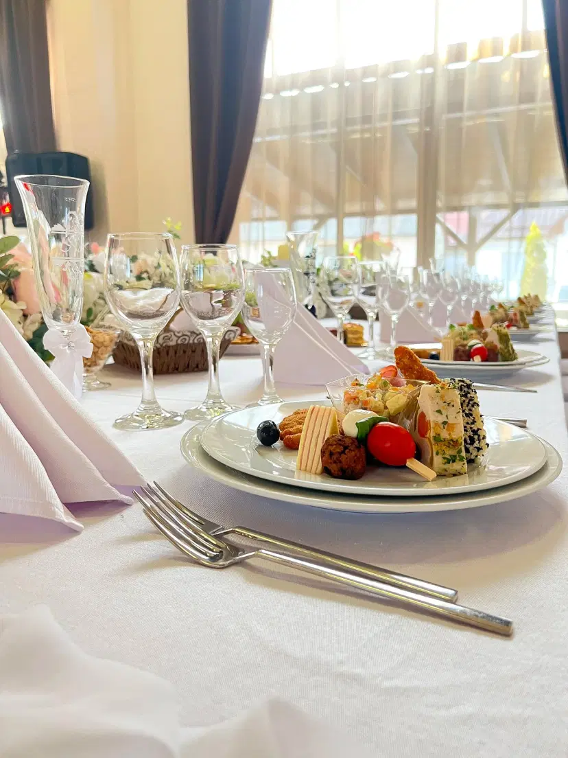 https://honeypot0.s3.amazonaws.com/1703152850820-gallery-RESTAURANT%20GIULIA%20%20%287%29.webp