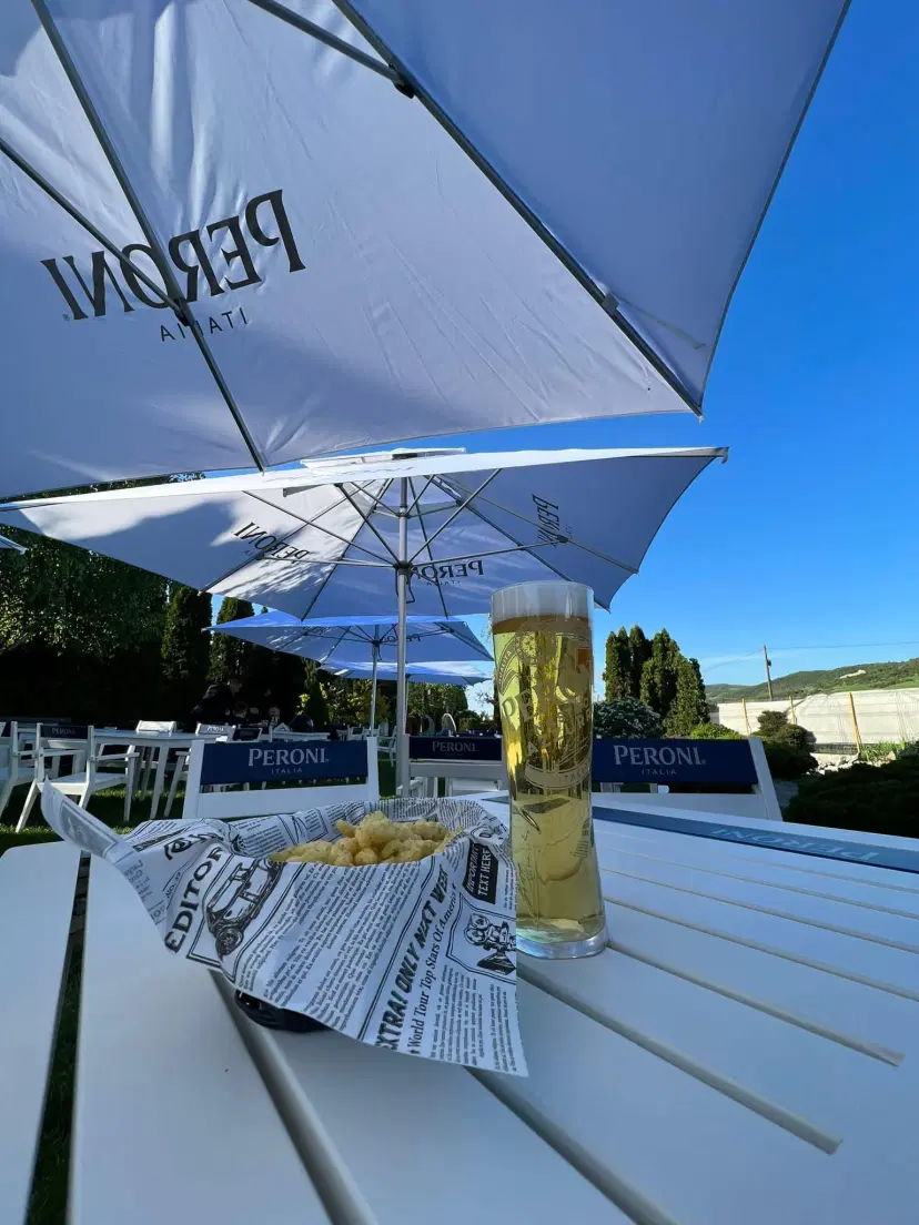 https://honeypot0.s3.amazonaws.com/1703158705910-gallery-HOTEL%20MERION%20%283%29.webp