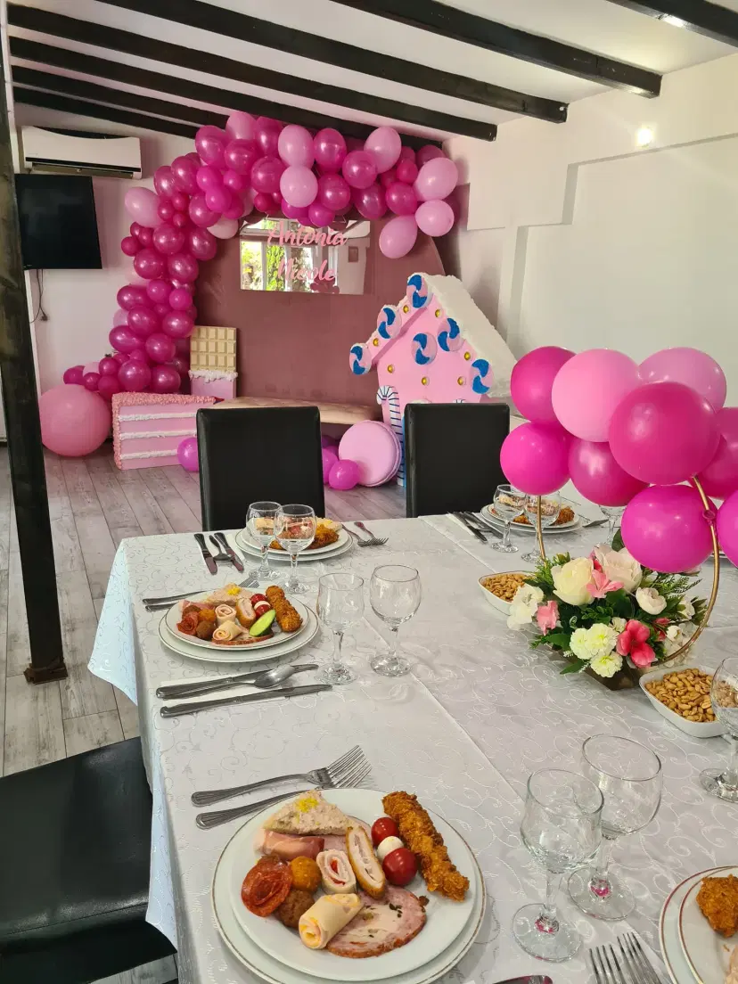 https://honeypot0.s3.amazonaws.com/1703159663182-gallery-TERASA%20LAGUNA%20%283%29.webp