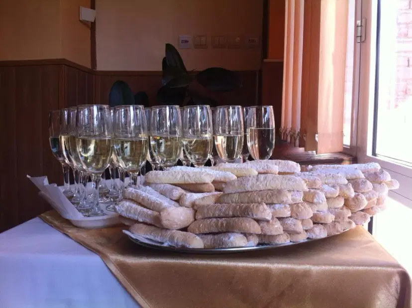 https://honeypot0.s3.amazonaws.com/1703172812196-gallery-RESTAURANT%20MYKONOS%20%285%29.webp