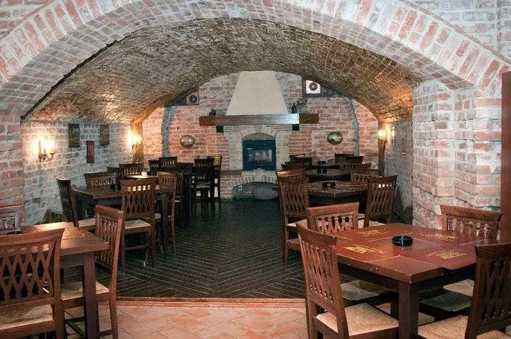 https://honeypot0.s3.amazonaws.com/1703173191710-gallery-RISTORANTE%20SAN%20MARCO%20%20%282%29.webp