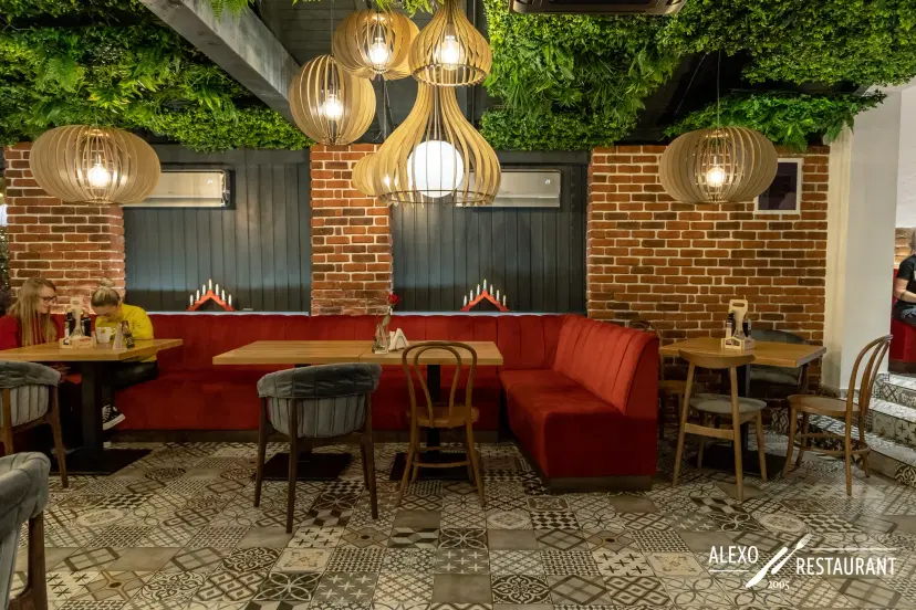 https://honeypot0.s3.amazonaws.com/1703177405593-gallery-RESTAURANT%20ALEXO%20%20%284%29.webp