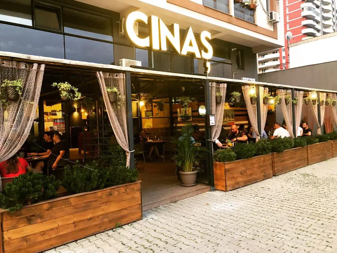 Cinas Restaurant