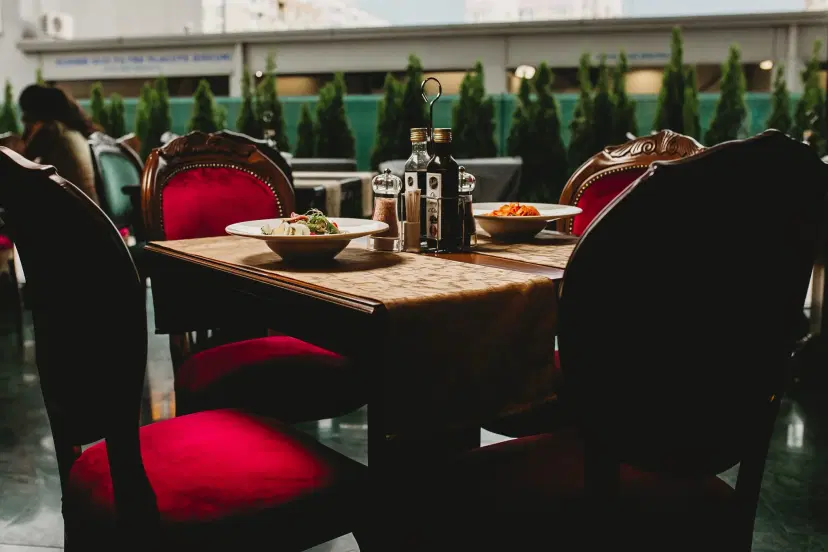 https://honeypot0.s3.amazonaws.com/1703242163013-gallery-Veranda%20Ristorante%20%20%283%29.webp