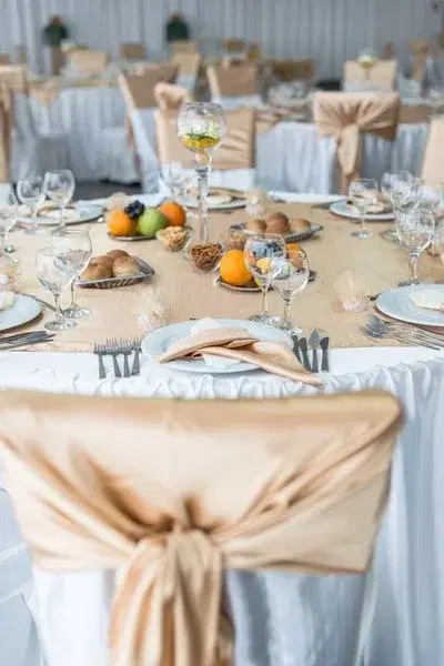 https://honeypot0.s3.amazonaws.com/1703750510009-gallery-RESTAURANT%20EST%20%283%29.webp