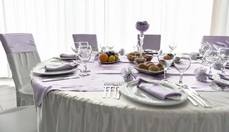 https://honeypot0.s3.amazonaws.com/1703750511433-gallery-RESTAURANT%20EST%20%285%29.webp